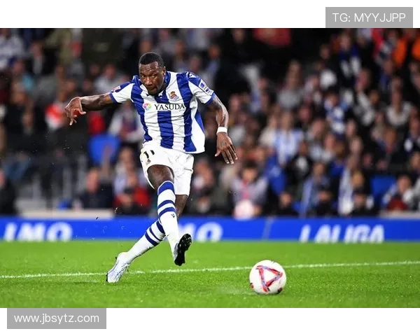 皇家社会俱乐部迎来新任主教练 引领球队重回西甲巅峰竞争行列 皇家社会俱乐部迎来新任主教练 引领球队重回西甲巅峰竞争行列