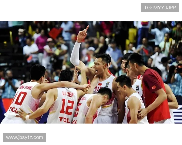 中国男篮激战世界杯成功晋级四强 球员状态回升势头强劲 中国男篮激战世界杯成功晋级四强 球员状态回升势头强劲