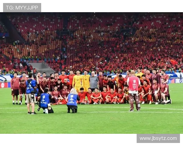 中国足球迎来新篇章 2026世界杯预选赛首轮大胜展现新风貌 中国足球迎来新篇章 2026世界杯预选赛首轮大胜展现新风貌