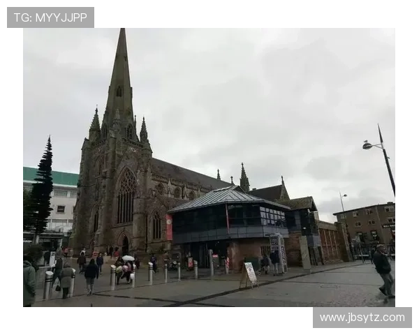 伯明翰俱乐部:历史辉煌与现代挑战的交织之路 伯明翰俱乐部:历史辉煌与现代挑战的交织之路