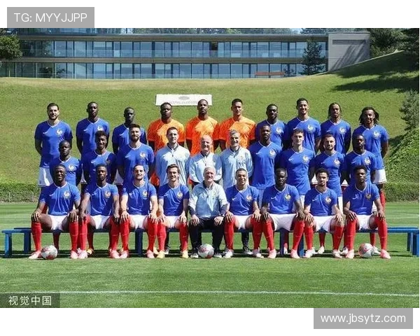 法国队世界杯征战历程与辉煌战绩回顾 斩获荣誉与挑战并存