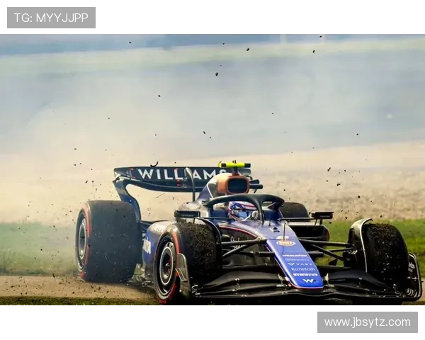 F1赛季精彩纷呈 新车技术引领速度革命 赛车手激烈角逐挑战极限 F1赛季精彩纷呈 新车技术引领速度革命 赛车手激烈角逐挑战极限