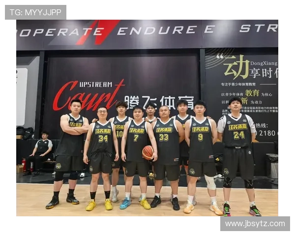 中国篮球队迎战国际强队 新一轮世界赛首战激战正酣 中国篮球队迎战国际强队 新一轮世界赛首战激战正酣