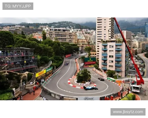 F1新赛季焦点战队动态与车手阵容全面解析规则变动与赛历前瞻 F1新赛季焦点战队动态与车手阵容全面解析规则变动与赛历前瞻